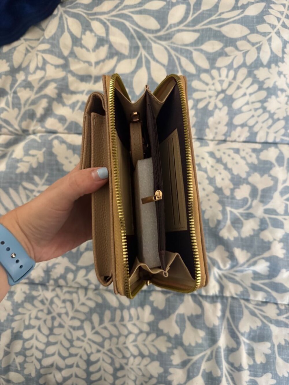 Tan Phone Crossbody Wallet Bag - Picture 3 of 3